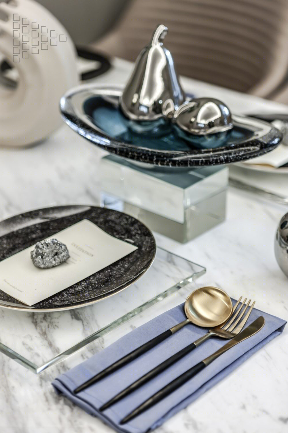 现代轻奢风招商蛇口样板房设计亮点解读-14