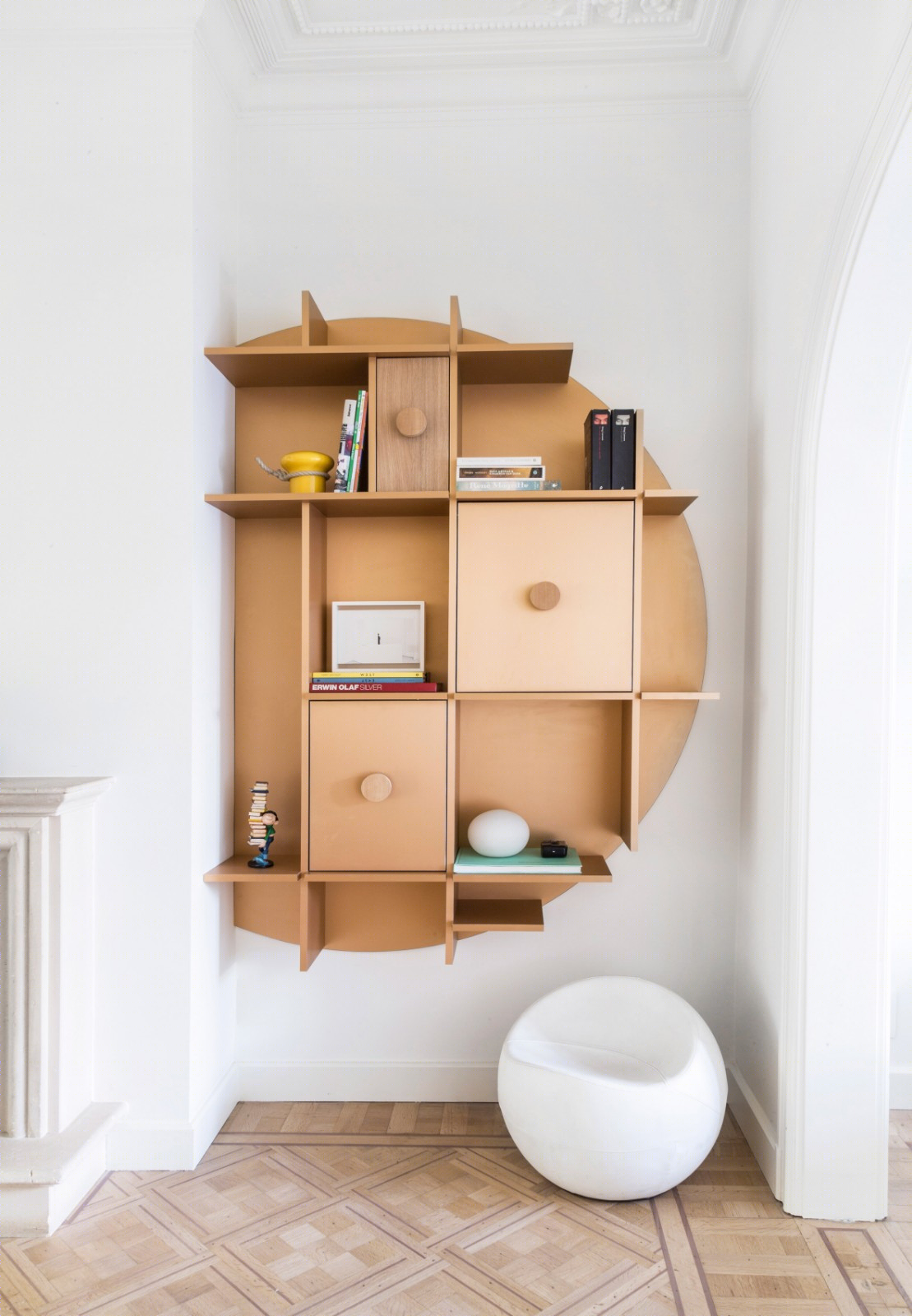 安特卫普别墅翻新 | 色彩大胆的隐藏储物空间-15