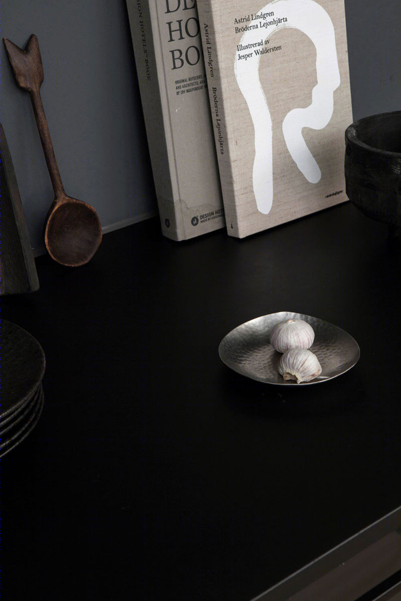 现代简约暗黑风公寓，自我风格完美展现-6