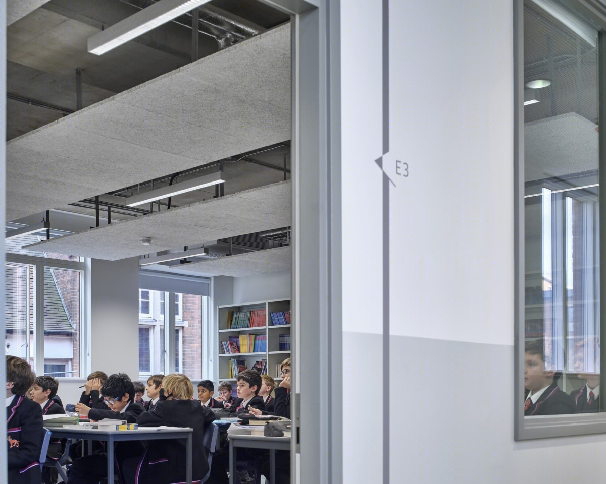 英国皇家 Tunbridge Wells 语法学校现代教育建筑丨Bell Phillips Architects-15