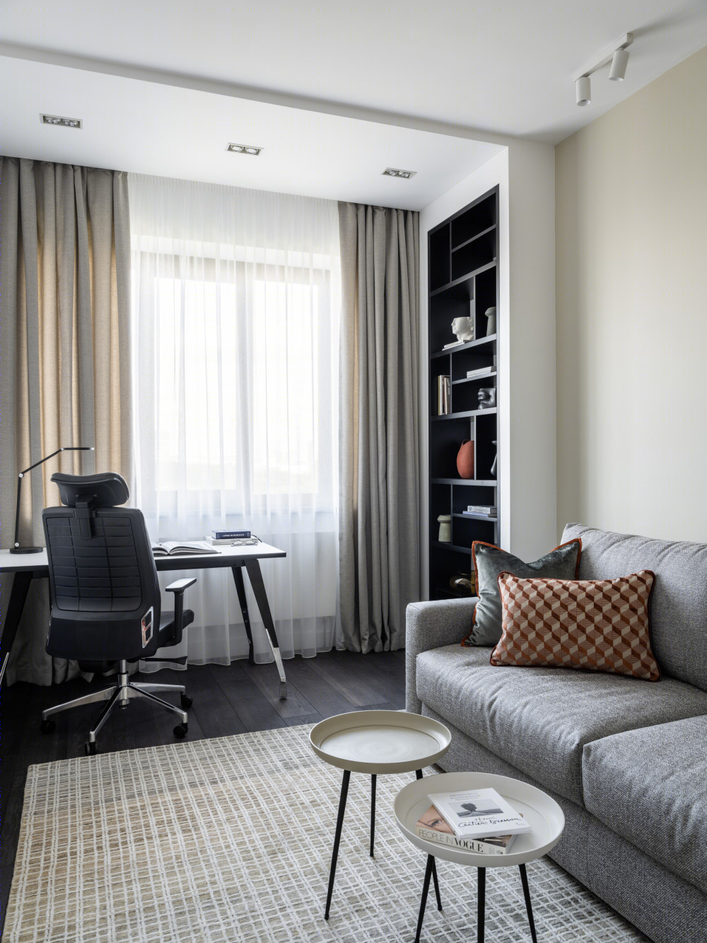 宁静自然氛围的家庭办公设计案例丨ELLEdecoration-35