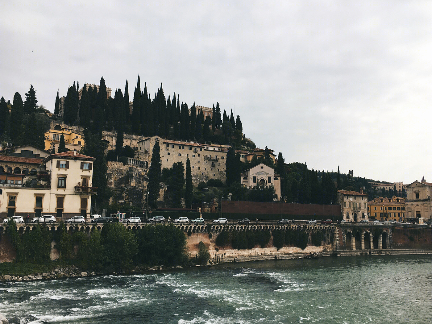 意大利 Verona 的 Sirmione 湖畔度假屋设计-6