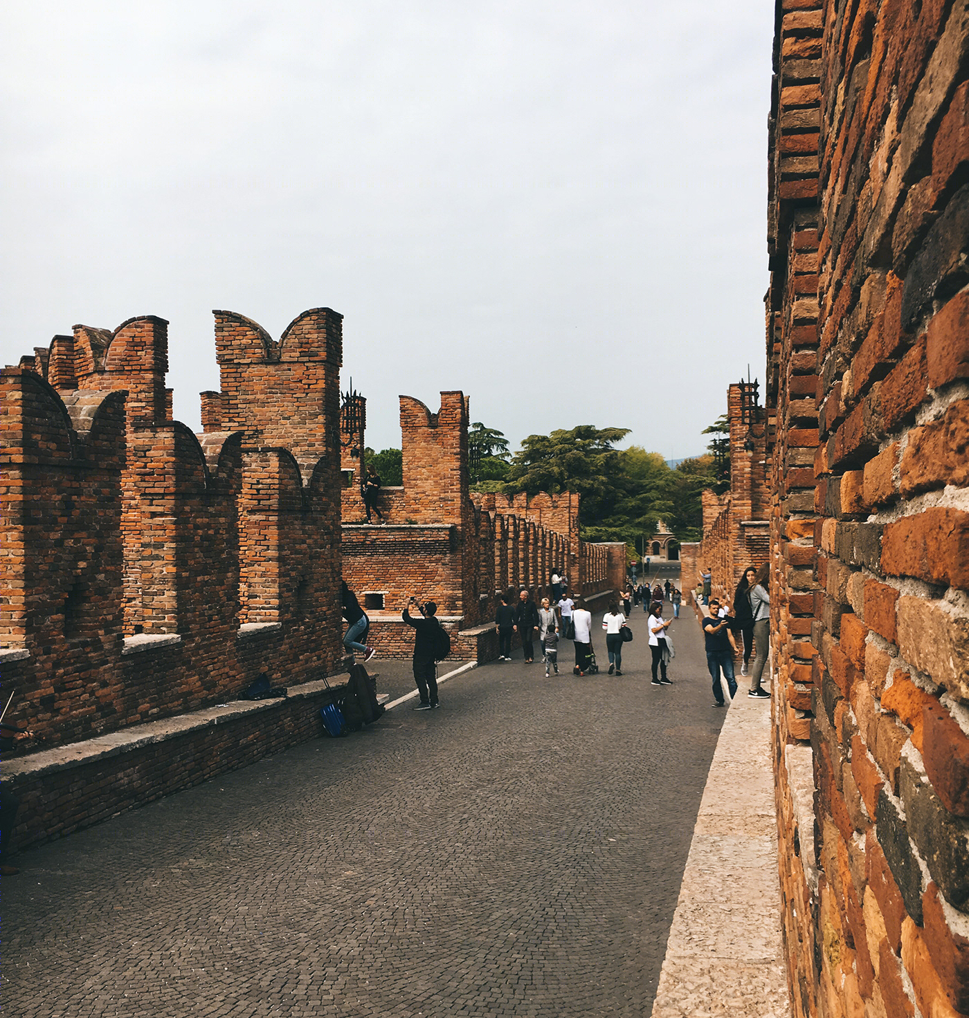 意大利 Verona 的 Sirmione 湖畔度假屋设计-9
