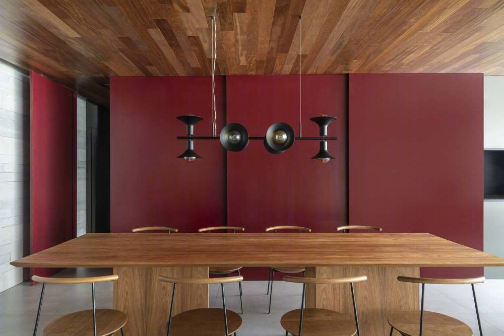 巴西 Plat? II 公寓 | 废木材天花板与个性化的空间设计-25