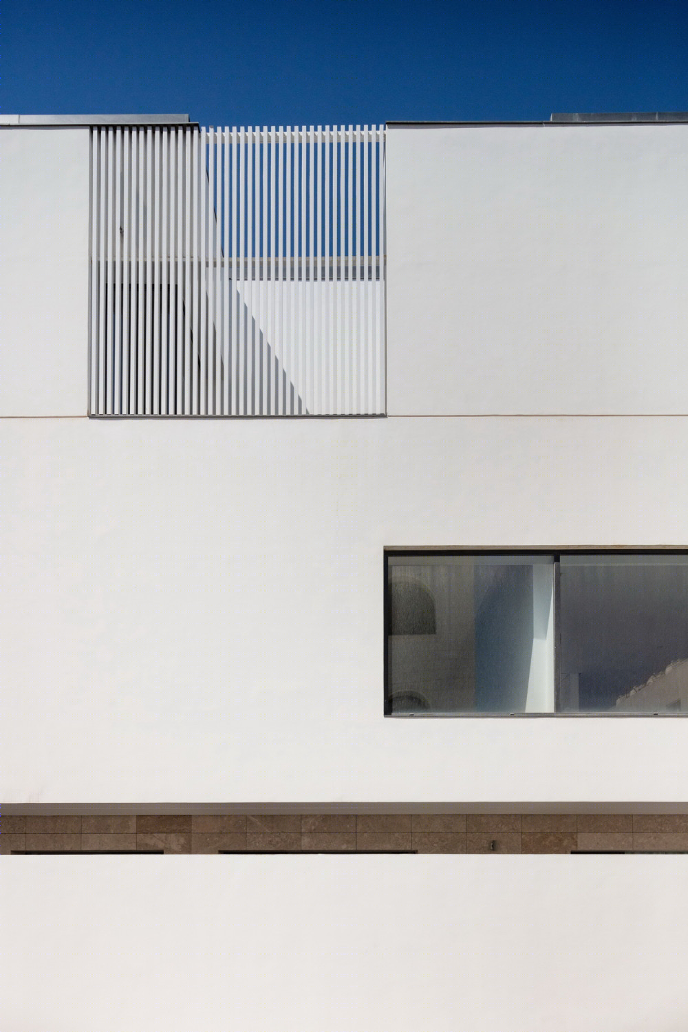 米什雷夫的现代简约住宅设计-8