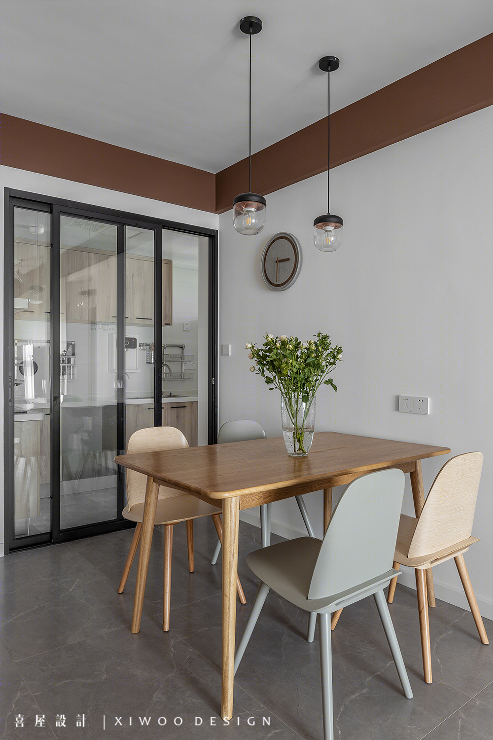 四口之家幸福蜗居，空间利用与储物功能的完美结合-19