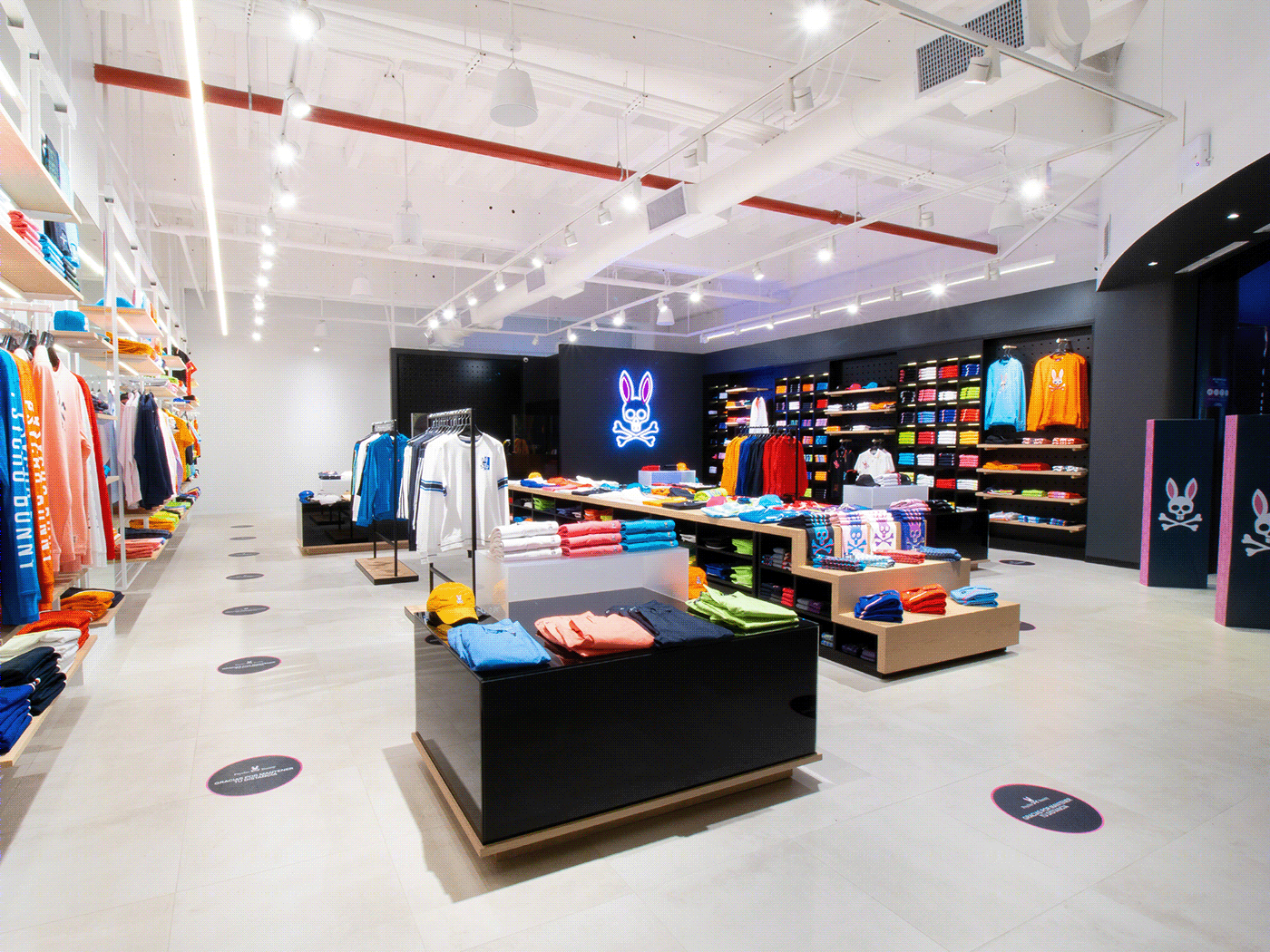 Anastasiya Gushchina丨服装店丨Interior design photography | Psycho Bunny | Guatemala-0