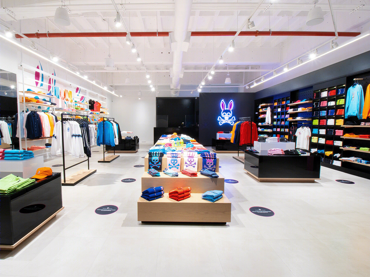 Anastasiya Gushchina丨服装店丨Interior design photography | Psycho Bunny | Guatemala-3