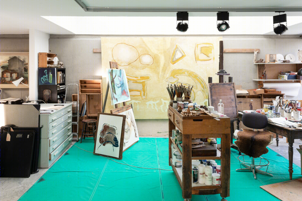 隐于山间的艺术之家 | 揭秘邓威尔夫妇的环保当代住宅-11