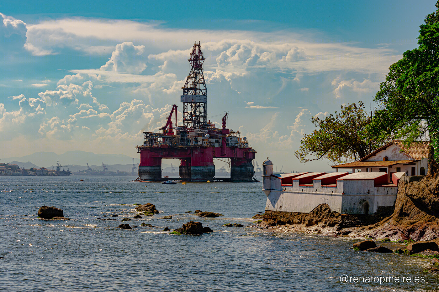 Oil exploration platform in Niterói-RJ, Brazil-0