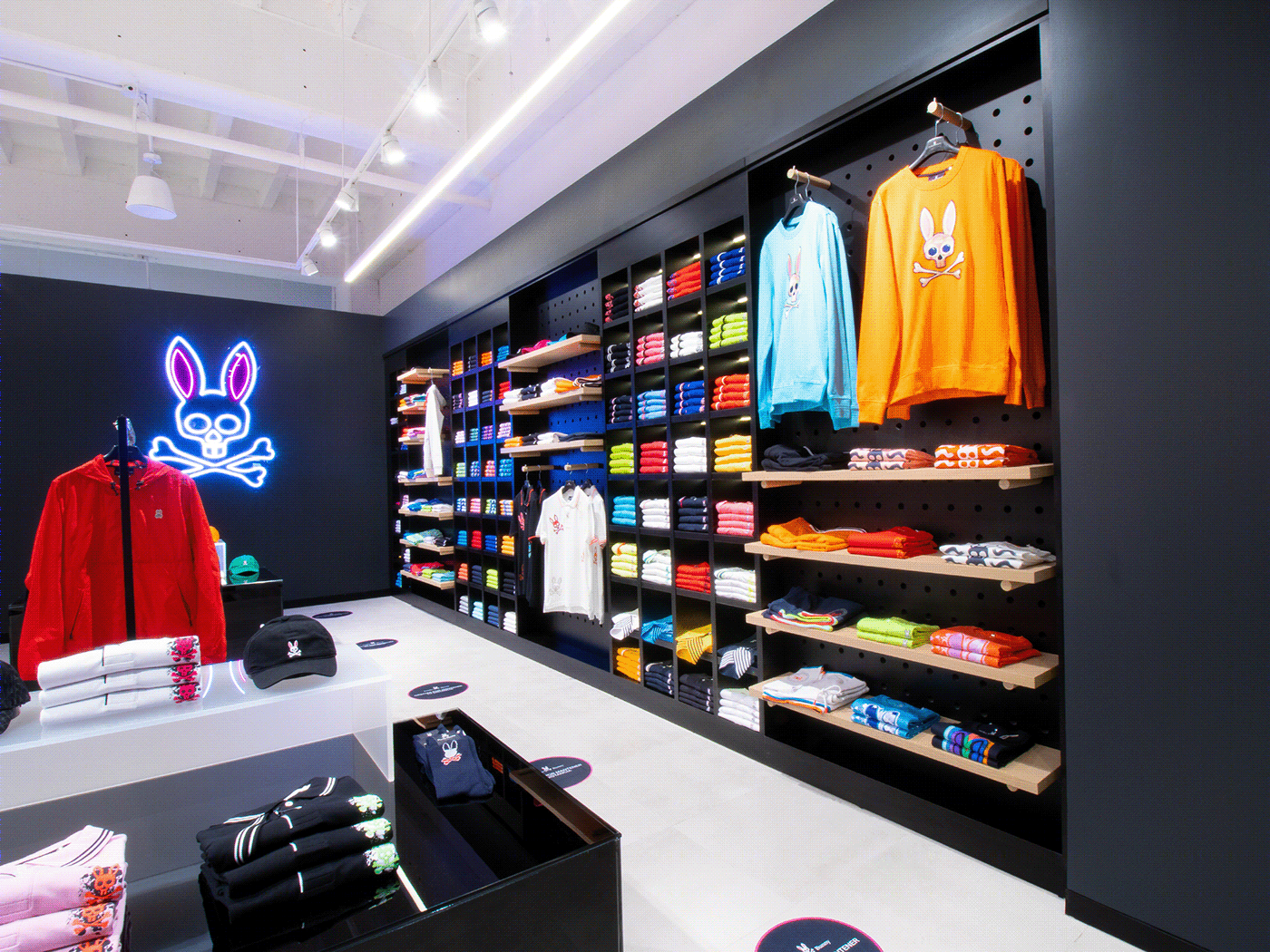 Anastasiya Gushchina丨服装店丨Interior design photography | Psycho Bunny | Guatemala-6