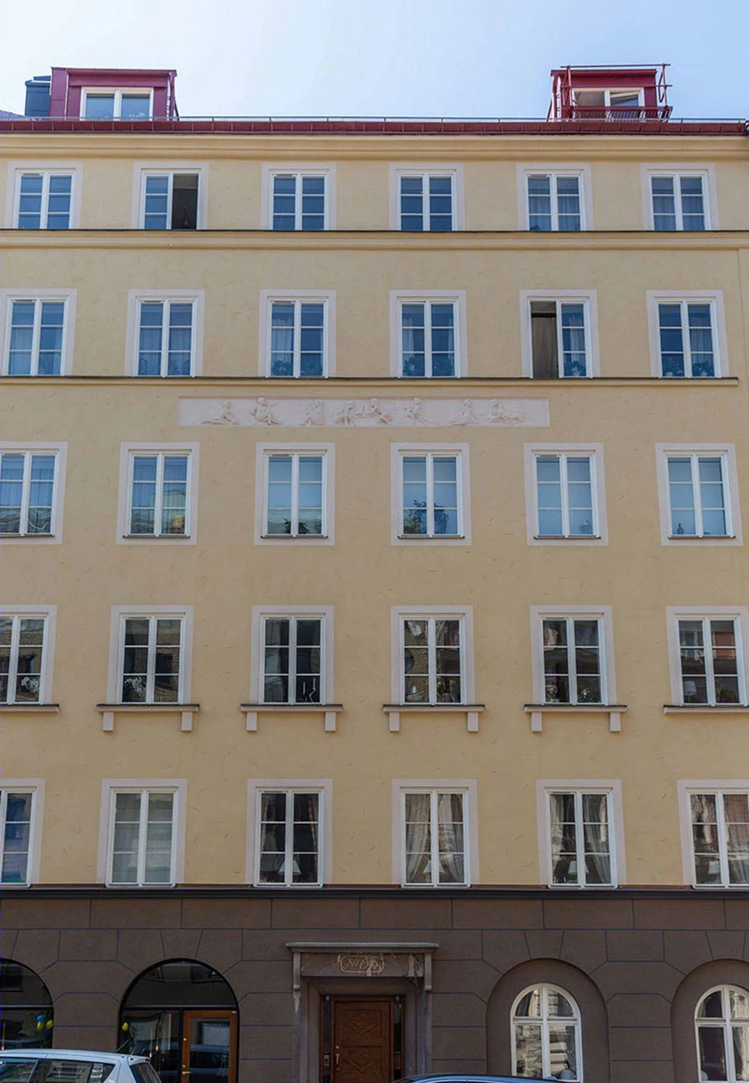 现代斯德哥尔摩女孩公寓，精致优雅的中性空间-17