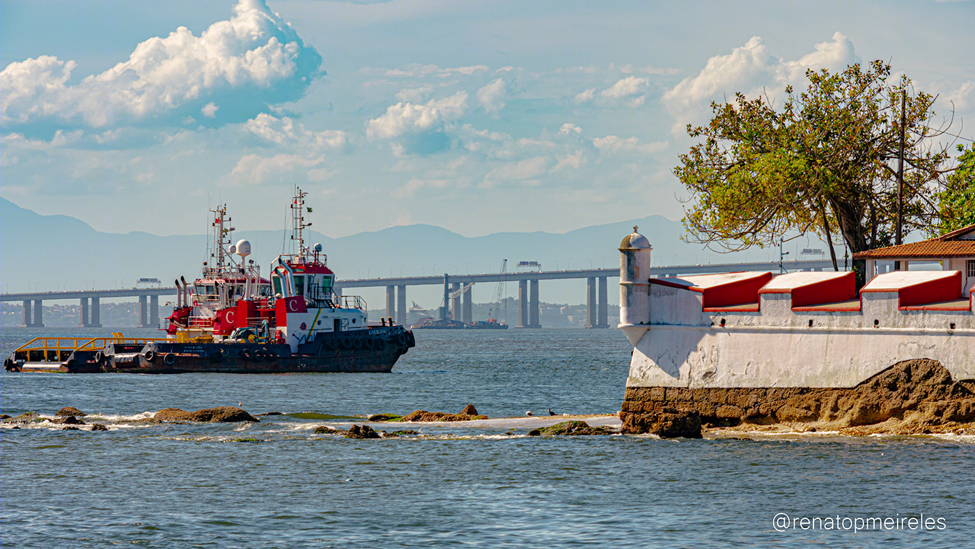 Oil exploration platform in Niterói-RJ, Brazil-1