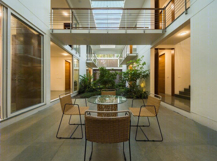 有组织的众议院（或：纪律严明的众议院）-41