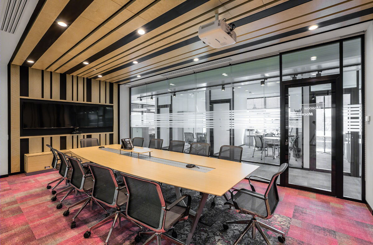 法式优雅的 Servier 办公室设计-11