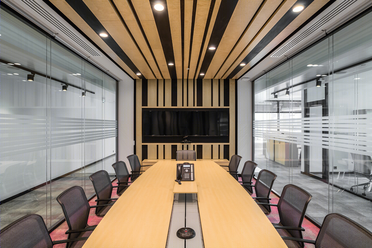 法式优雅的 Servier 办公室设计-12