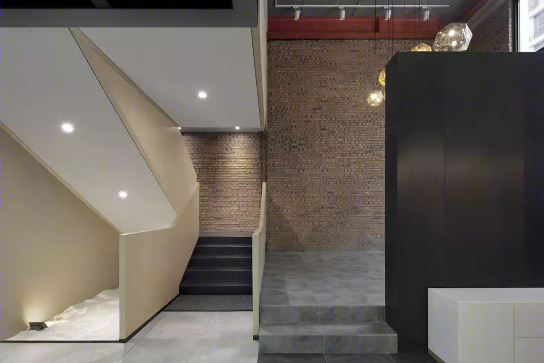 新线索电影工作室 | 工业风与电影语言的完美融合-12