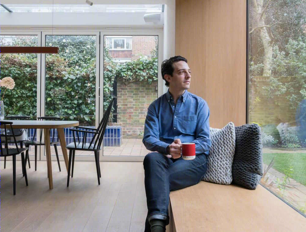 伦敦现代家庭 · 查理·巴尔达的中世纪房子翻修记-6