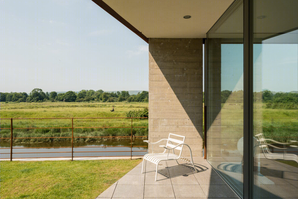 英国夏日阳光下的七处别墅-0