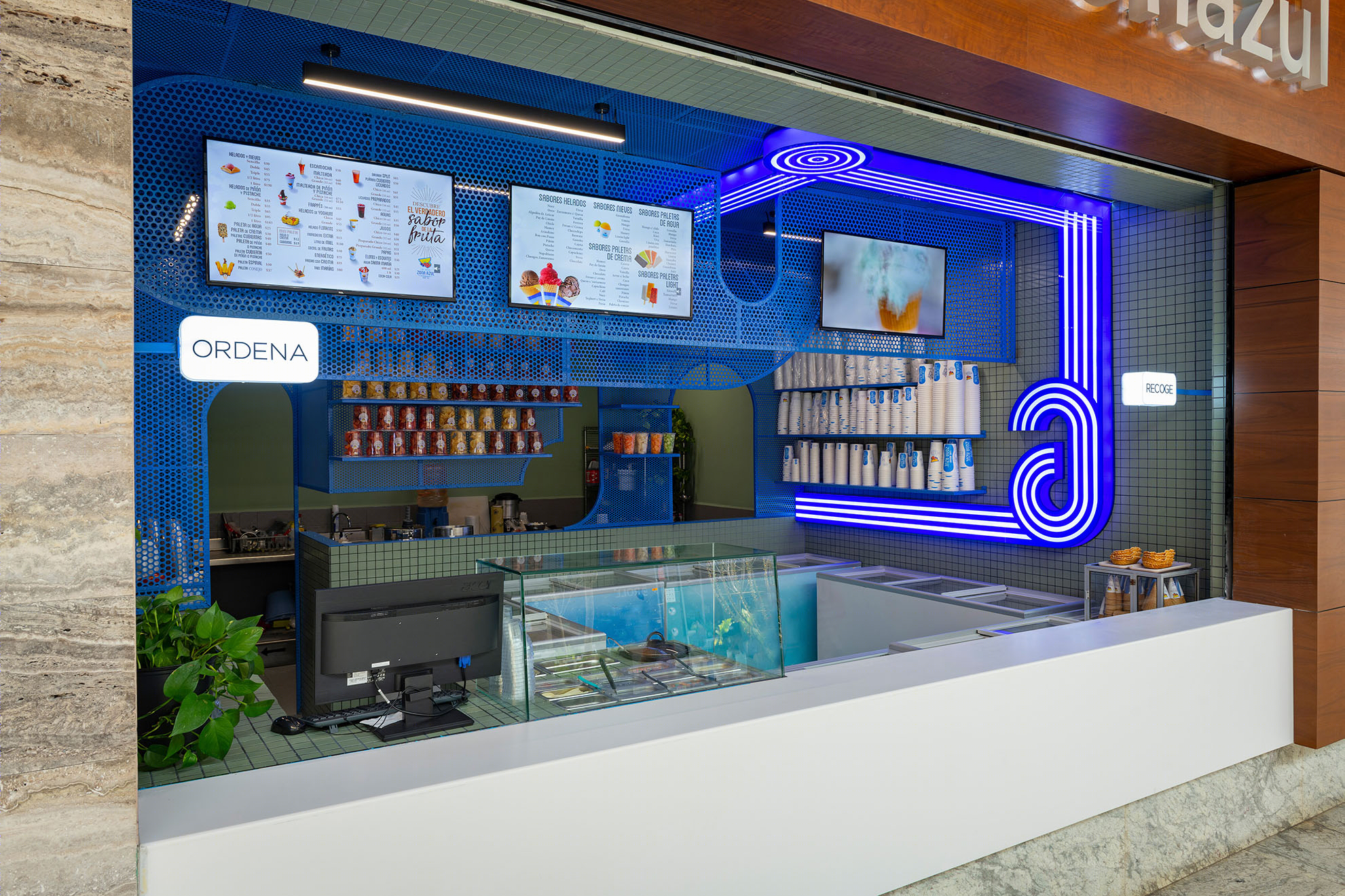 复古快餐店 Las Aguas Zona Azul丨墨西哥墨西哥城丨Germán Velasco Arquitectos-5
