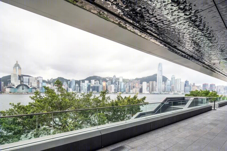 香港艺术馆扩建改造 | 水泥板立体组件砌成动感外墙-42