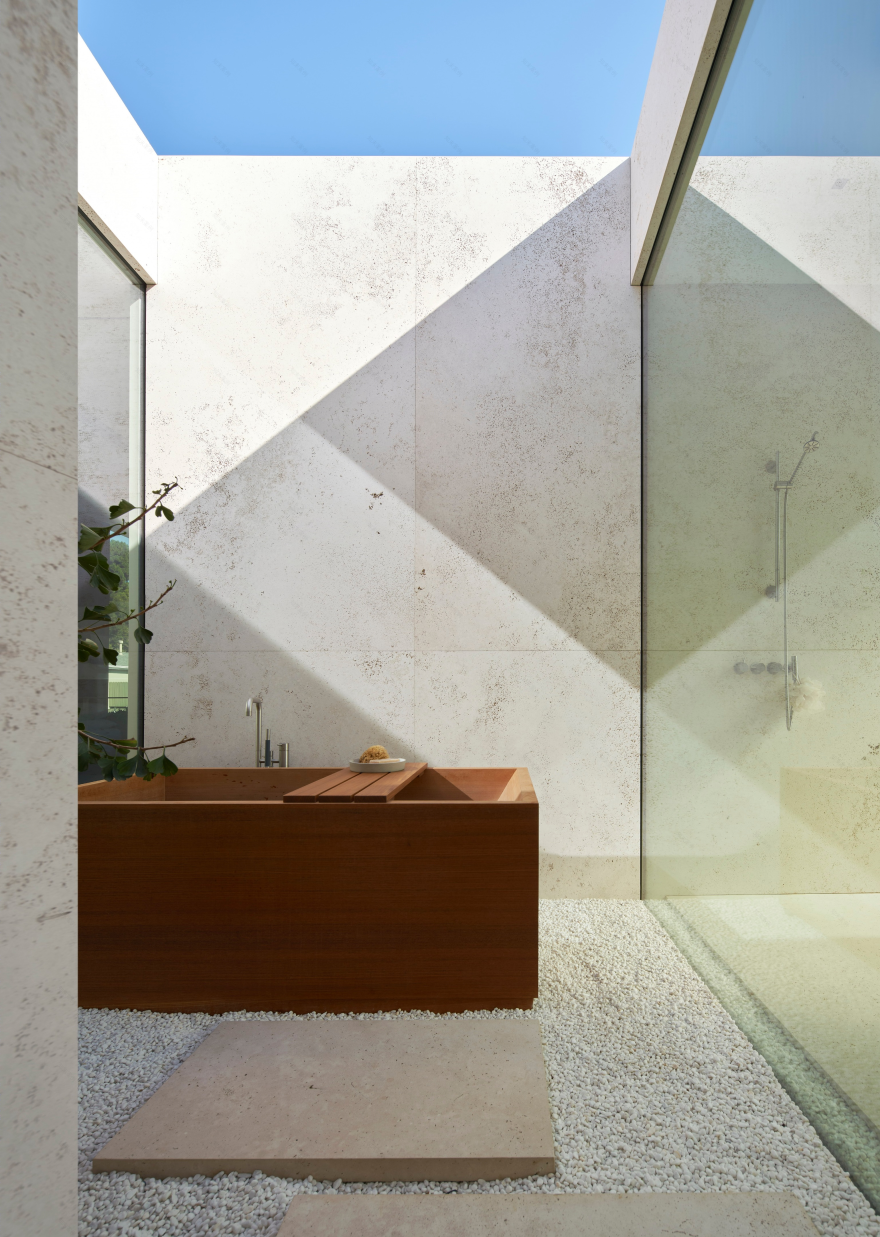 Montalba Architects 打造绿意环绕的垂直庭院别墅 SL2 House-12