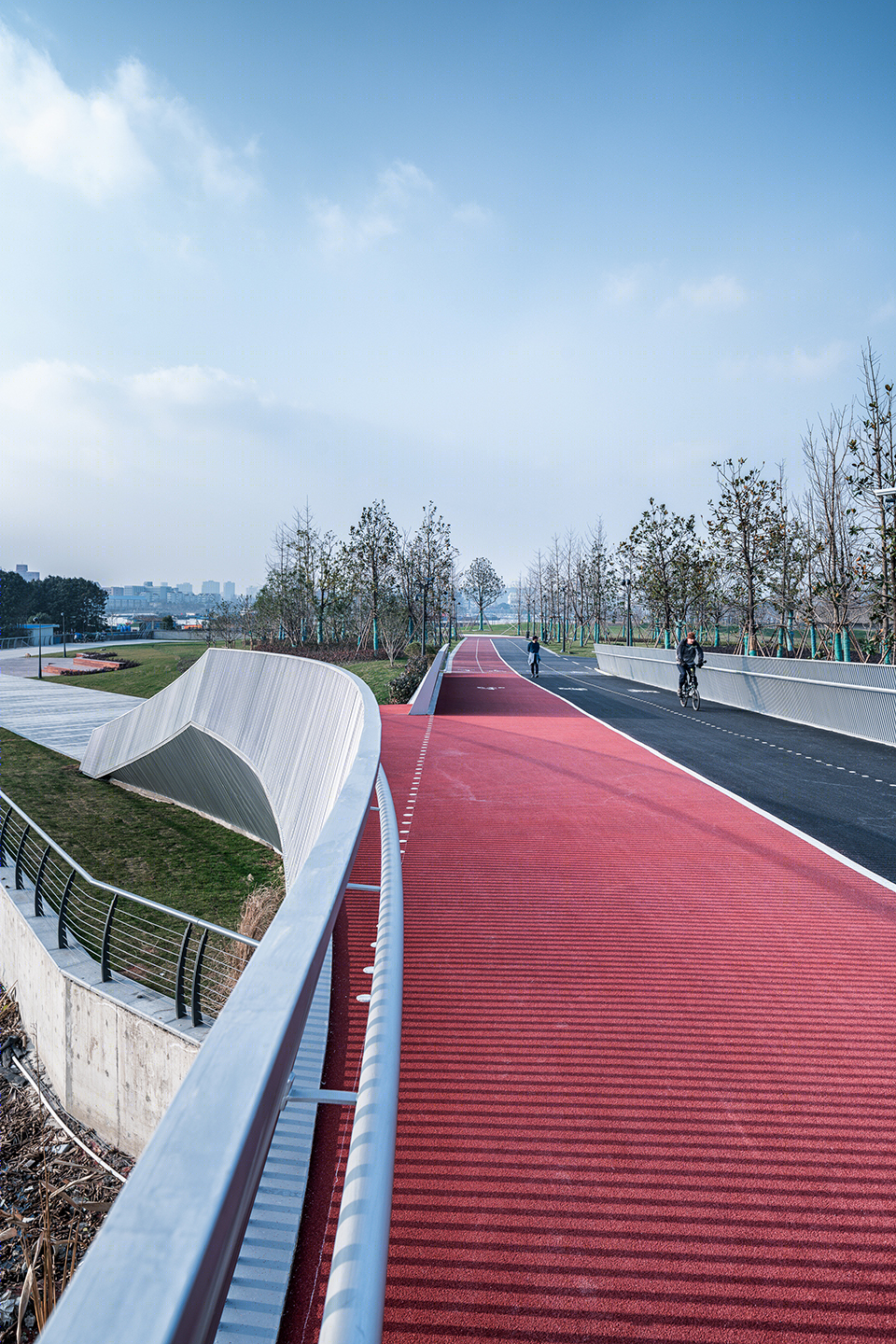 上海东岸云桥探秘 · 融入景观,交通,建筑的复合设计-23