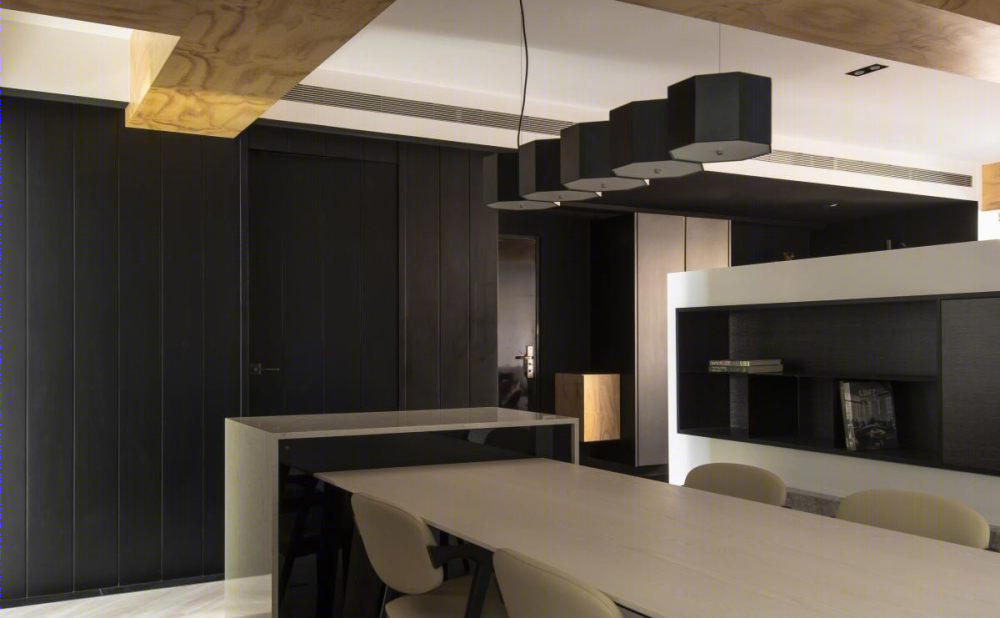 35 坪老屋翻新，经典黑白配打造现代住宅-12