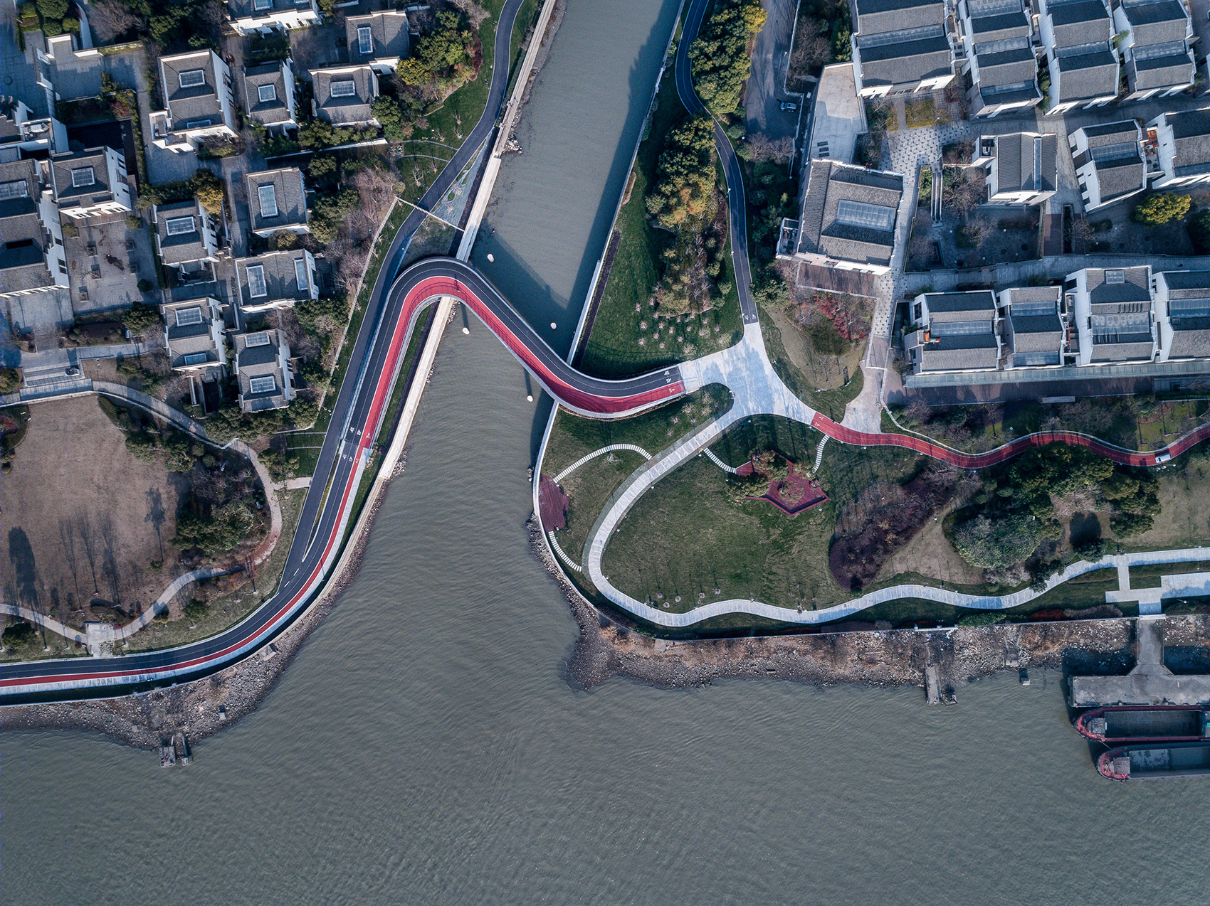 上海东岸云桥探秘 · 融入景观,交通,建筑的复合设计-29