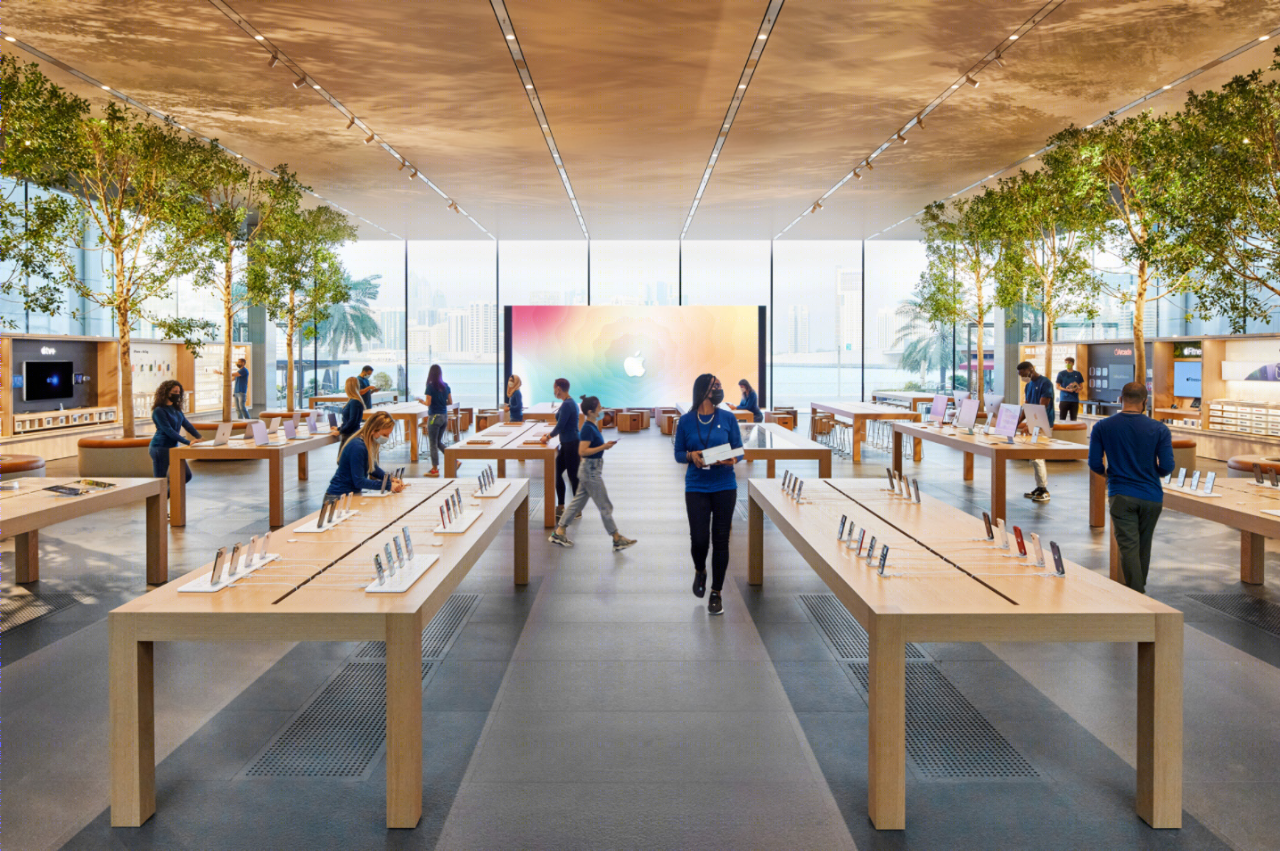 Apple Al Maryah Island 苹果旗舰店丨阿联酋阿布扎比丨Foster Partners 与 Apple 设计团队-23