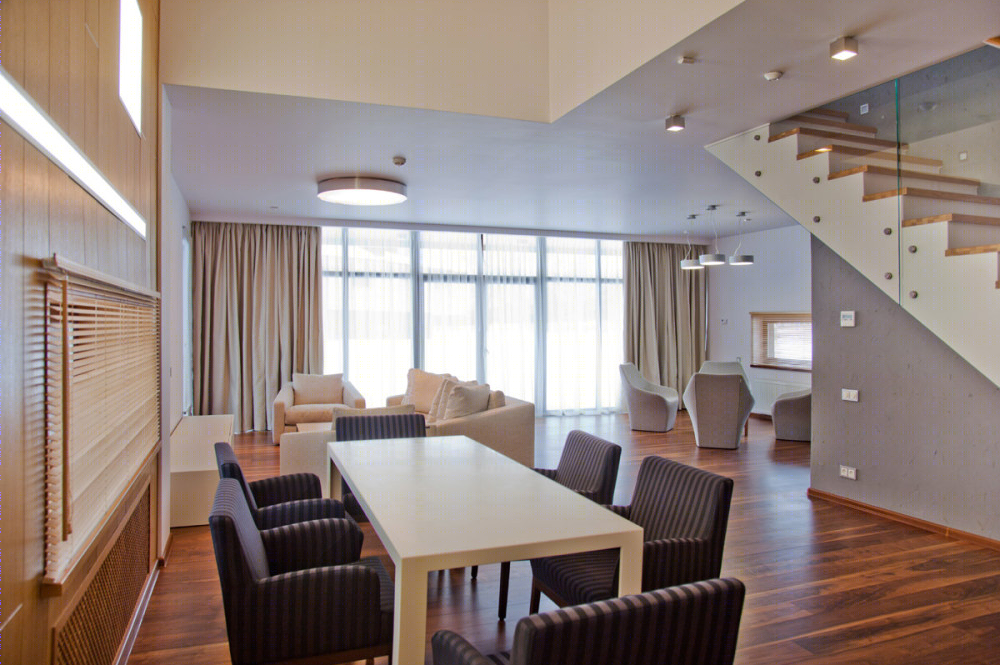 莫斯科郊区别墅设计，打造自然舒适空间-0