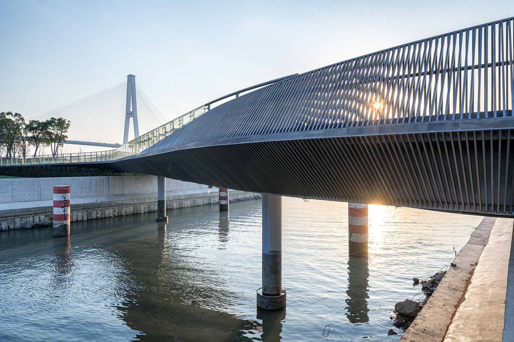 上海东岸云桥探秘 · 融入景观,交通,建筑的复合设计-39