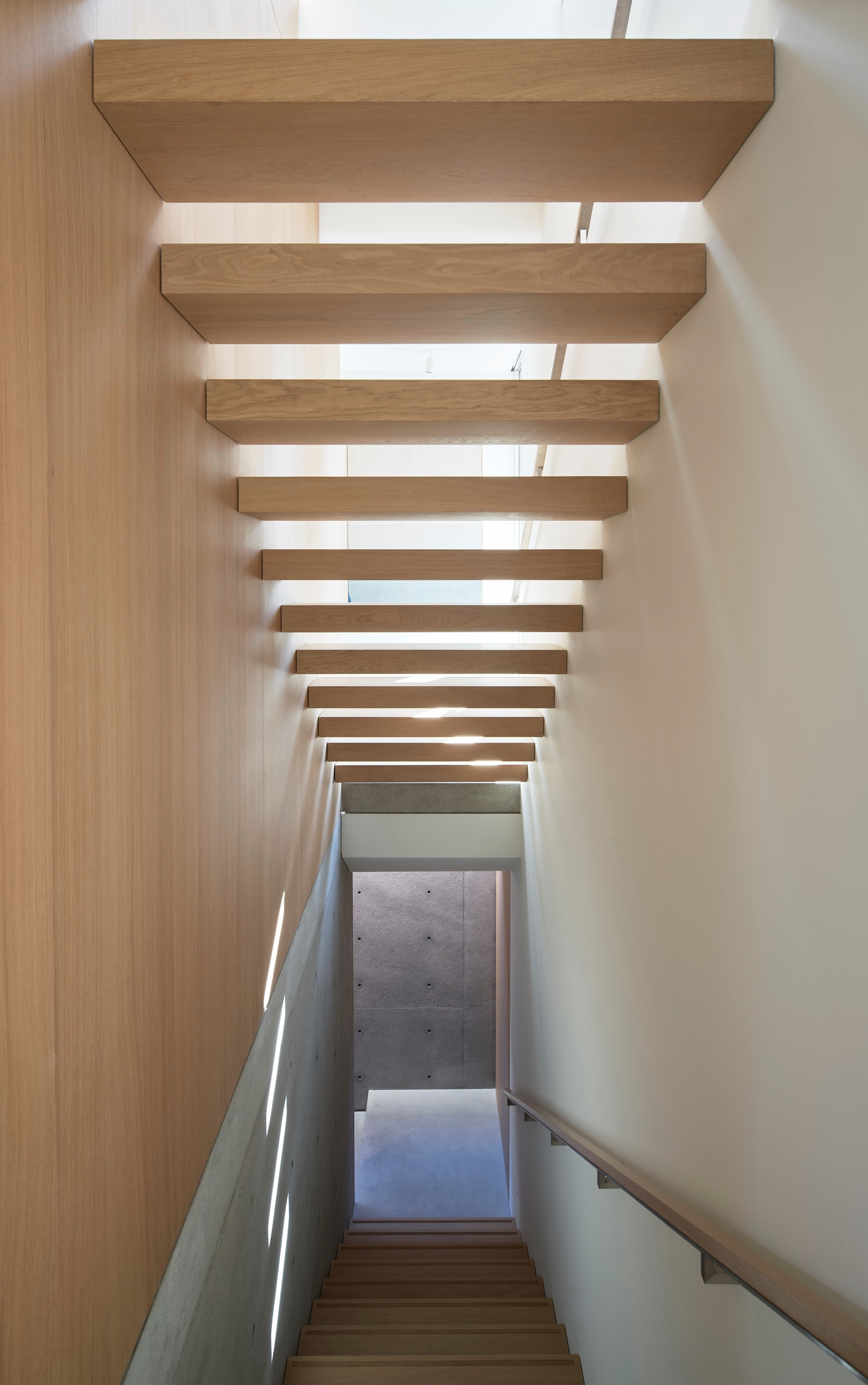 Montalba Architects 打造绿意环绕的垂直庭院别墅 SL2 House-13