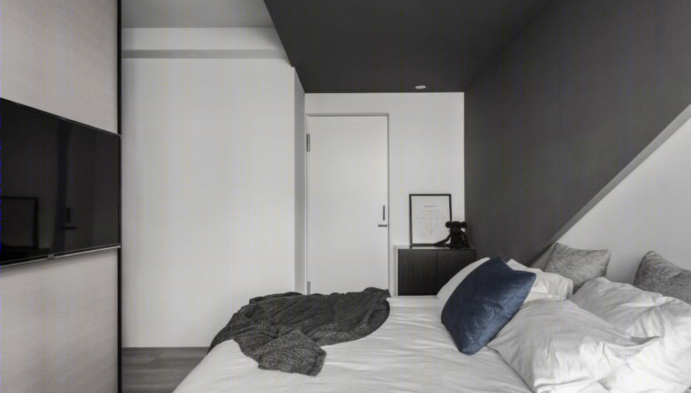 35 坪老屋翻新，经典黑白配打造现代住宅-19