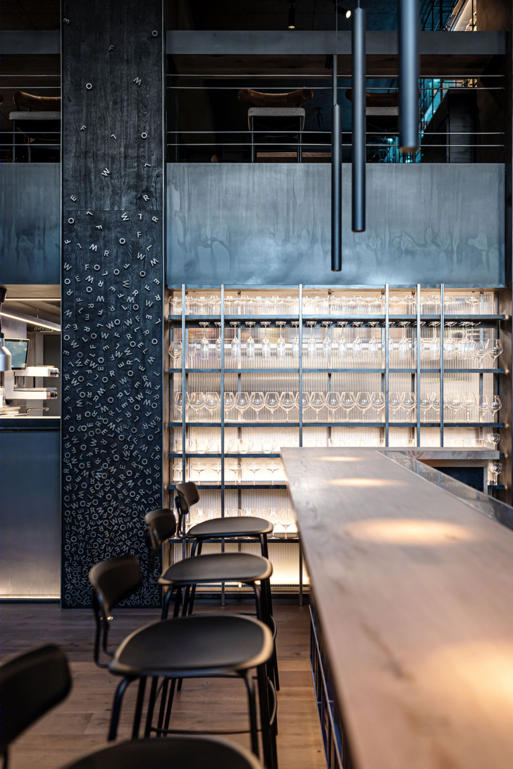 乌克兰 Follower 餐厅设计丨乌克兰基辅丨YODEZEEN-29