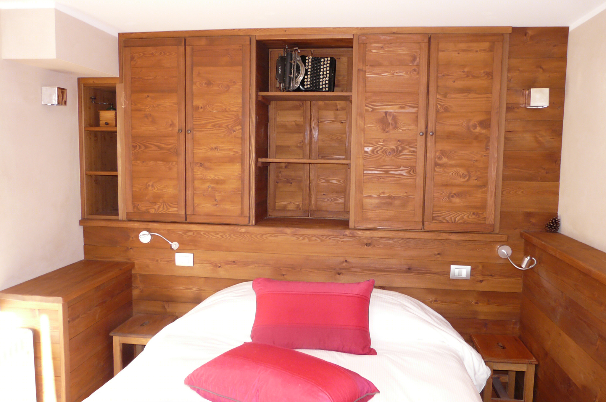 2013 年完成的 302 公寓翻新设计-3