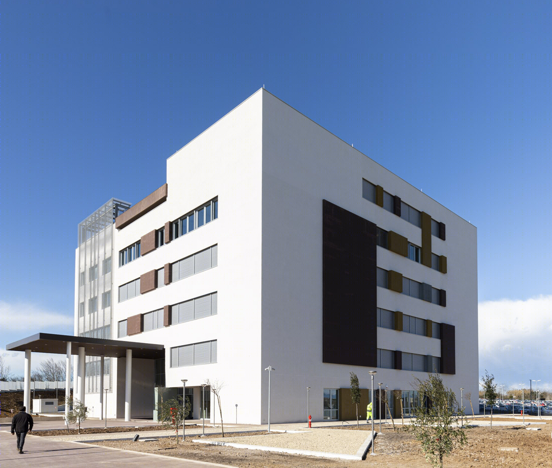 罗马大学“智慧”医学与心理学新学院-17