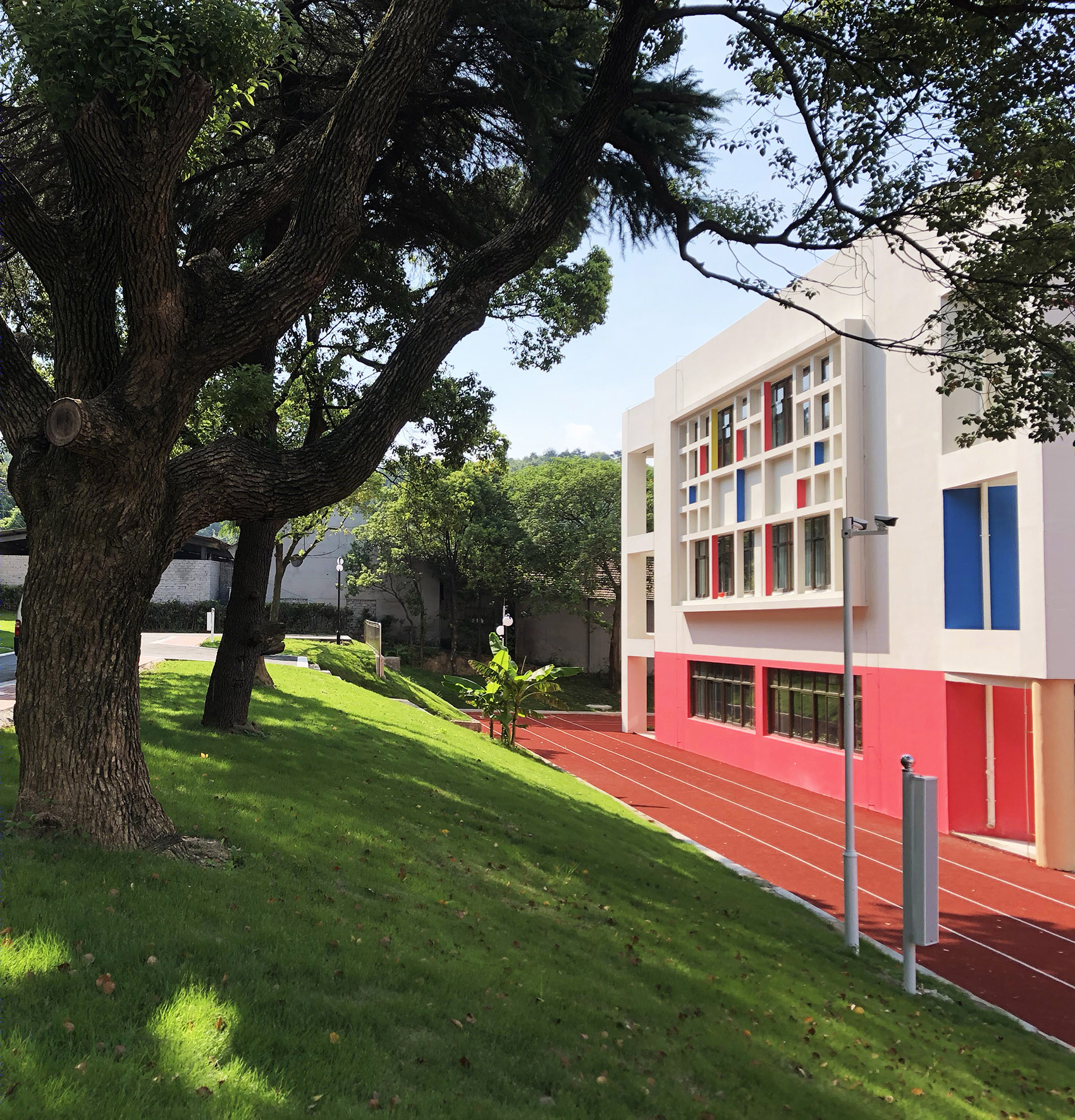 绍兴上虞龙山学校立面改造设计丨杭州木量建筑设计咨询有限公司-30