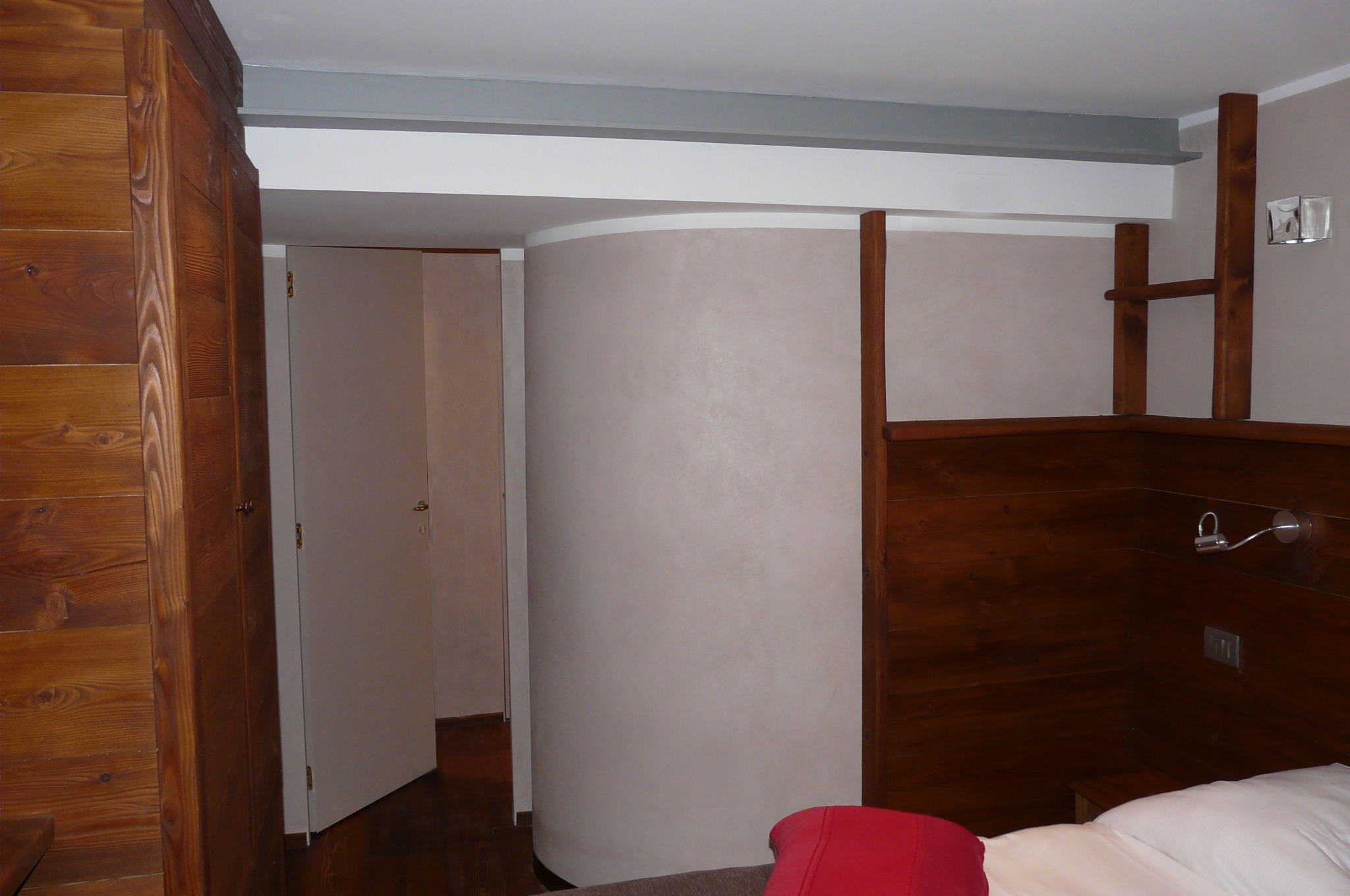 2013 年完成的 302 公寓翻新设计-7