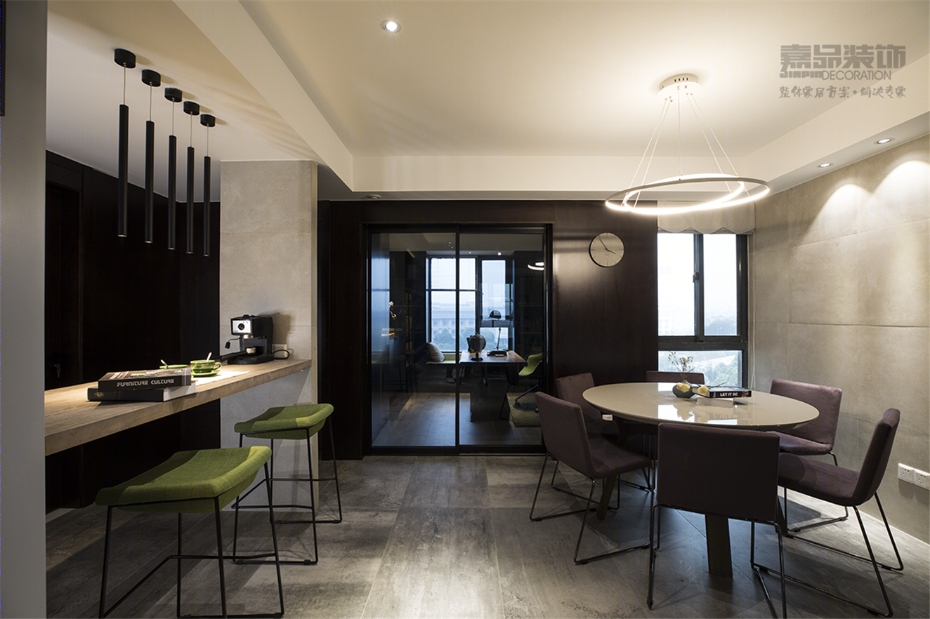 嘉品装饰打造 138M2 现代简约艺 HOUSE-6