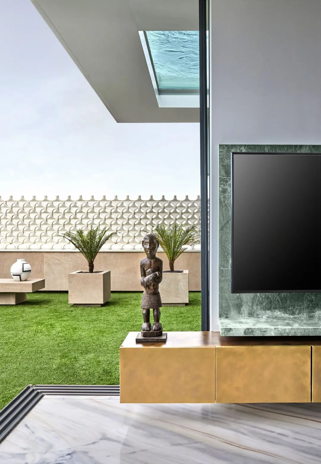 孟买东方气质豪宅 | 原始现代，精致独特-6