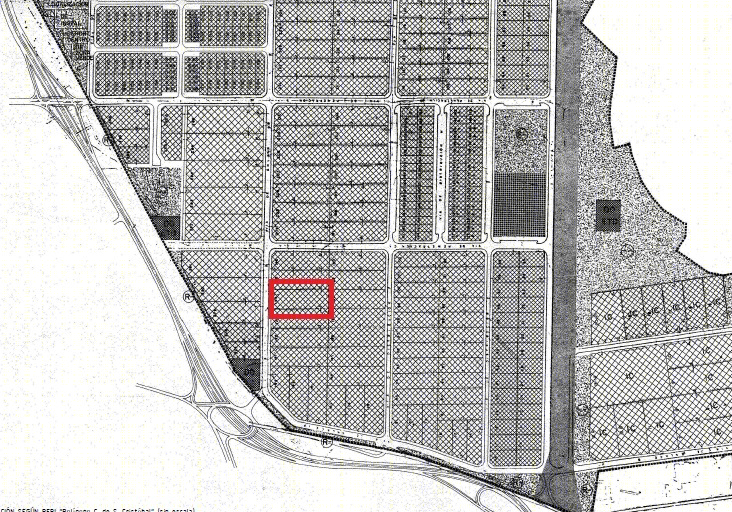 光影交织的金属工业空间-34