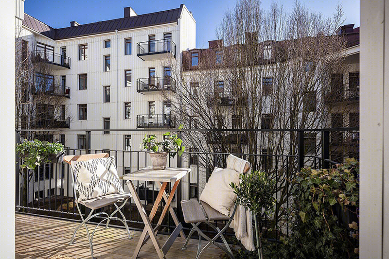 哥德堡带有温暖色调的白雪公寓-9