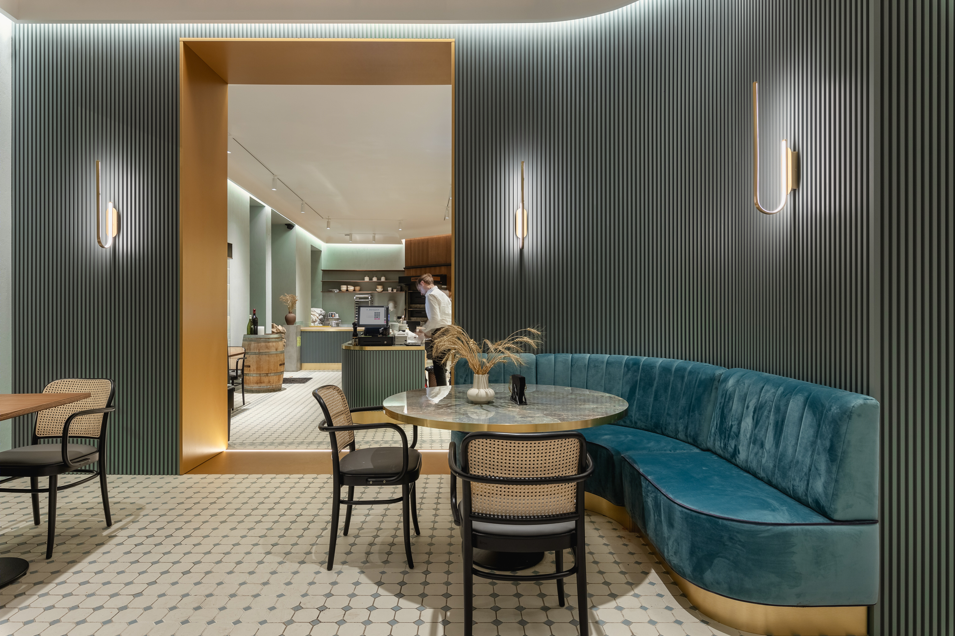 拉脱维亚里加 Mulberry Patisserie 设计丨Zane TetereSulce 等-11