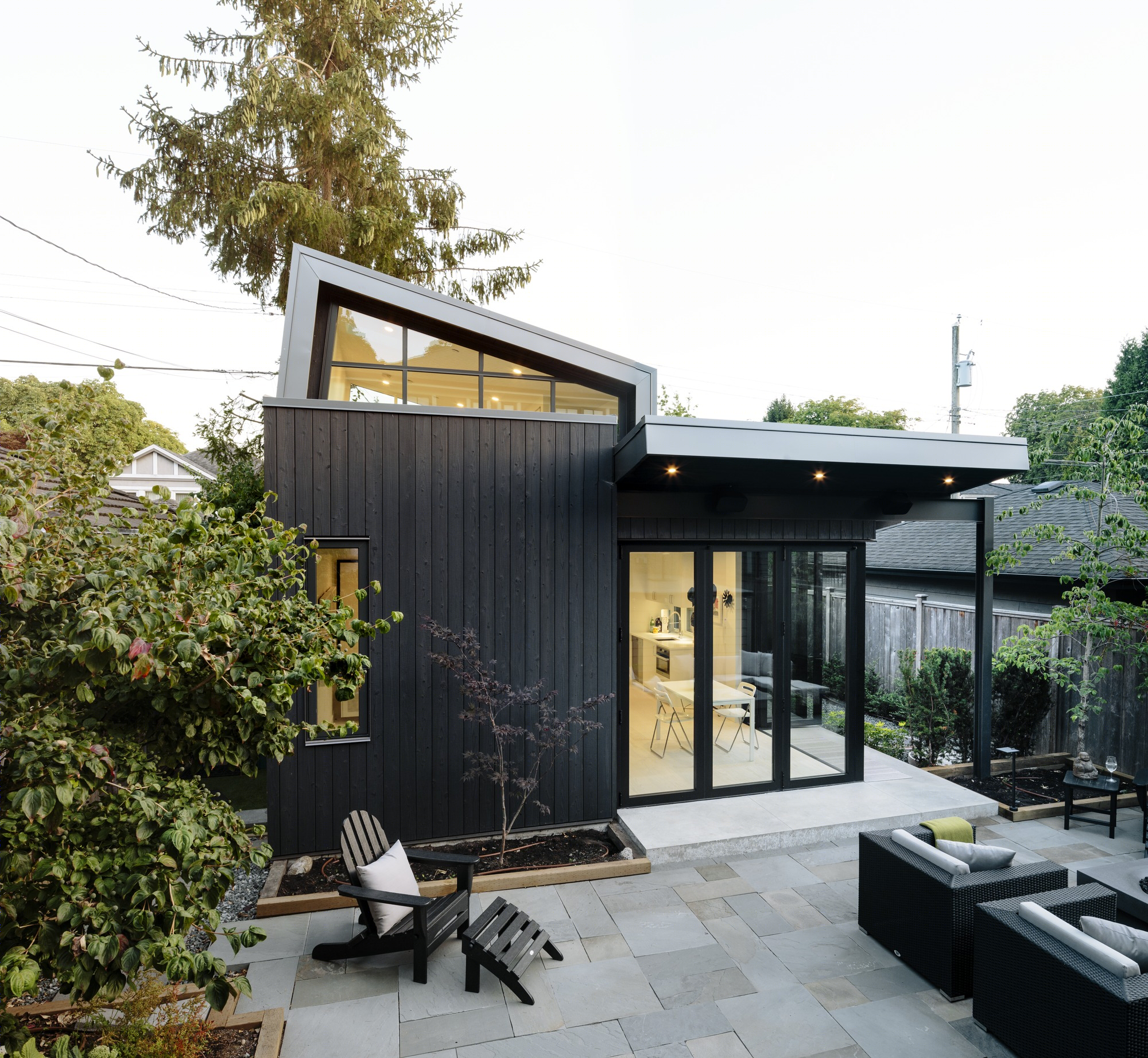 温哥华 Laneway House 别墅设计,打造室内外无缝连接空间-8