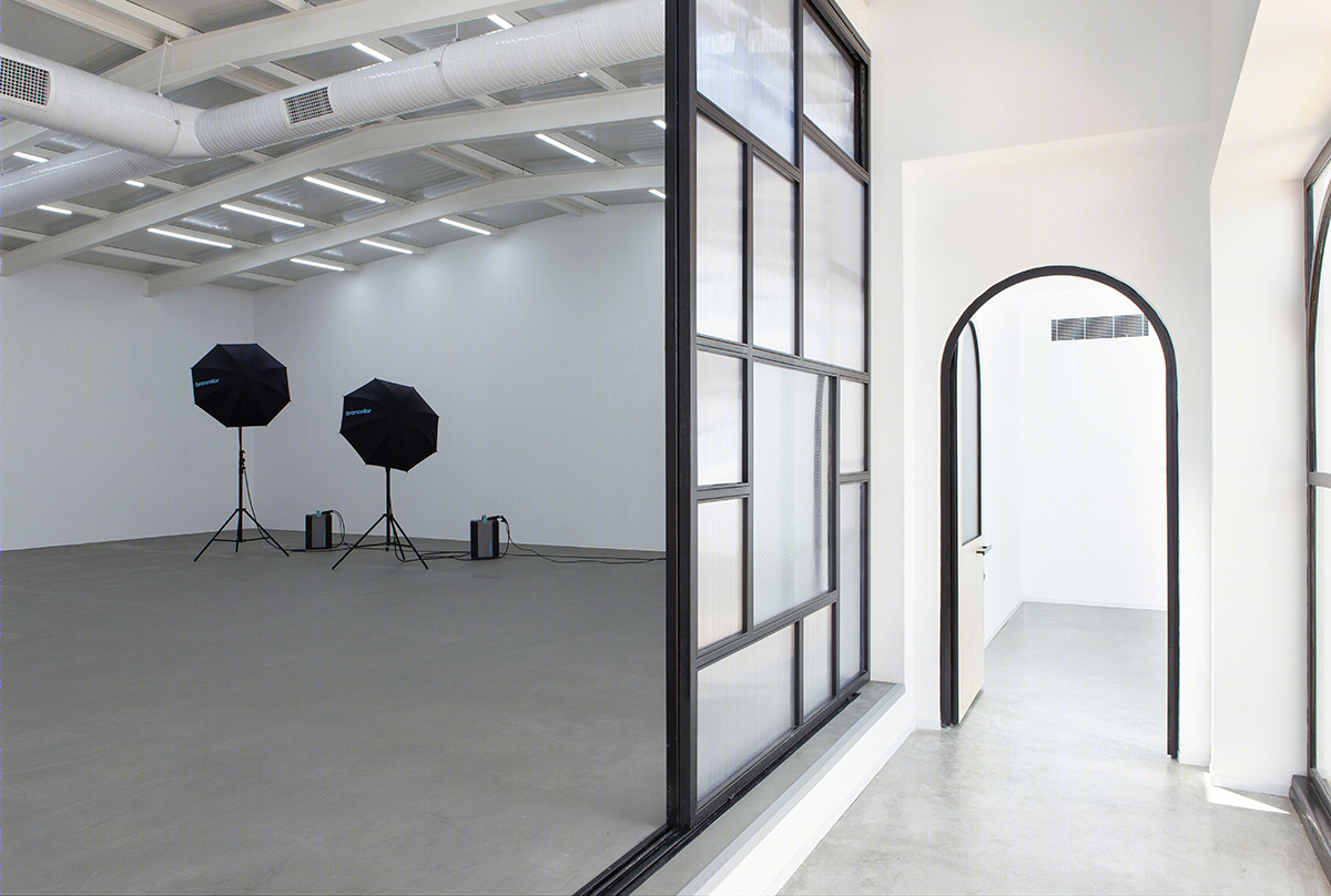 PPR ISTANBUL | Anastasiya Gushchina 打造极简主义工作室-4