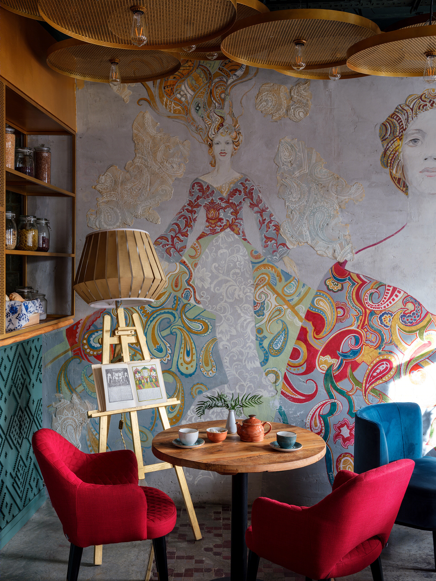 瓦尔瓦拉咖啡馆-1