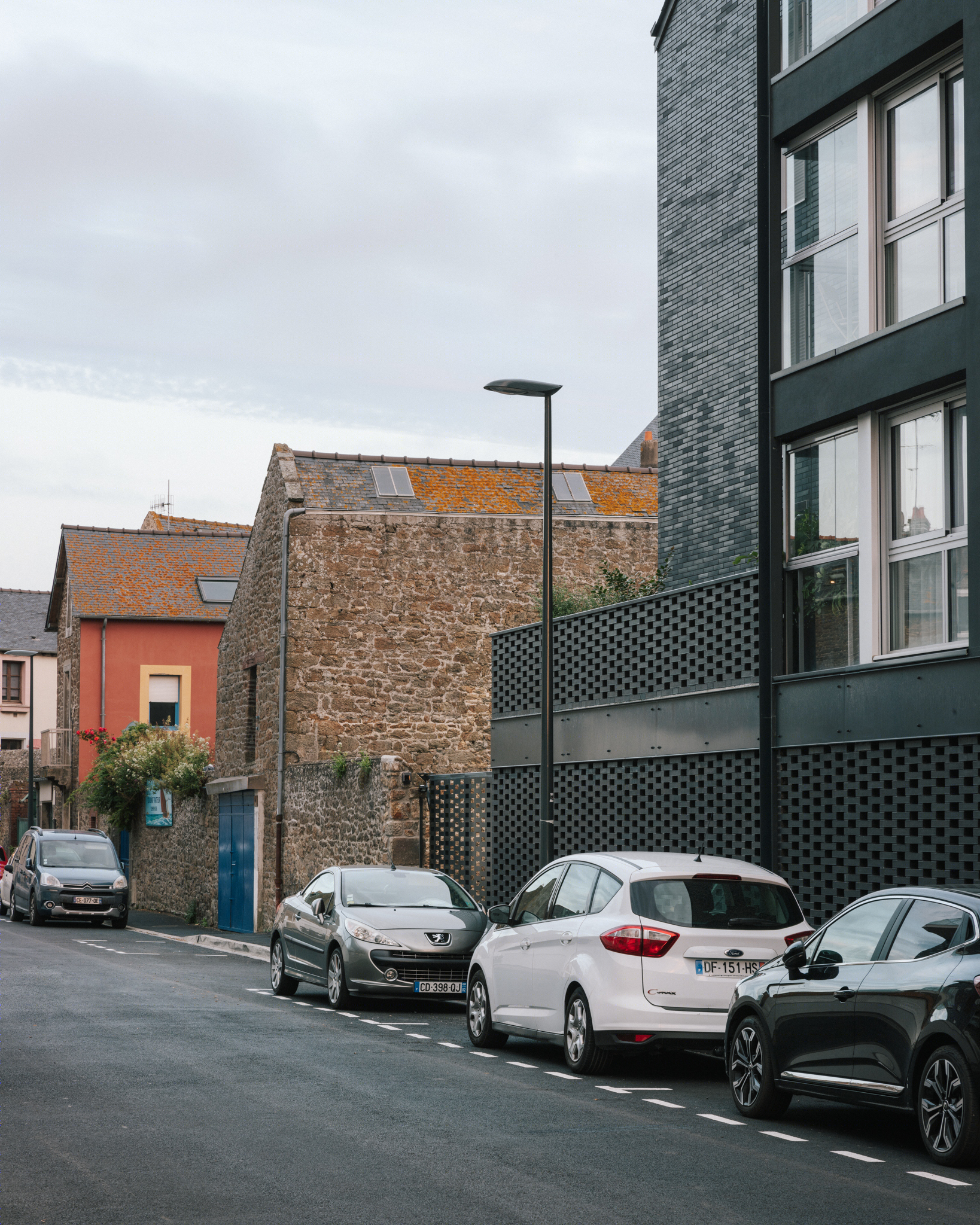 圣马洛港口边界的现代马洛建筑-16