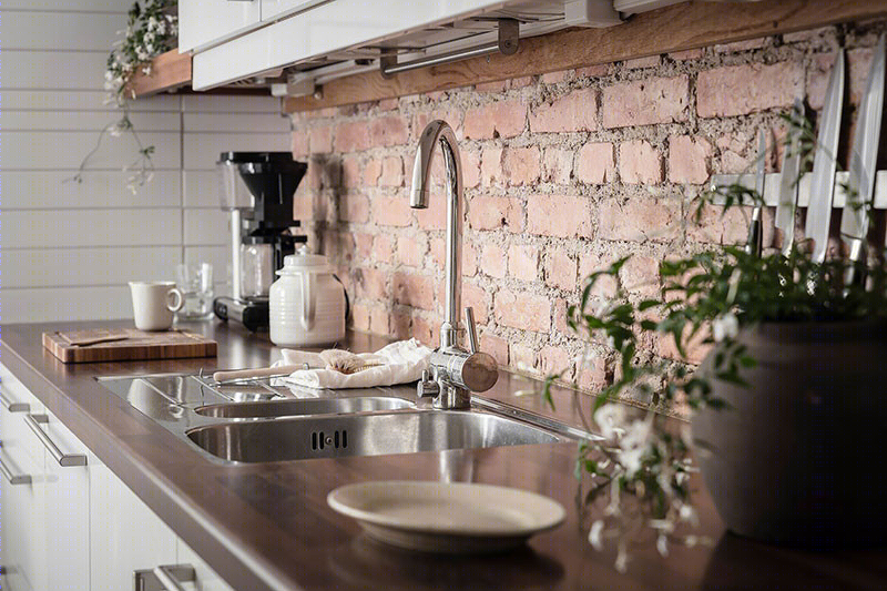 哥德堡带有温暖色调的白雪公寓-18