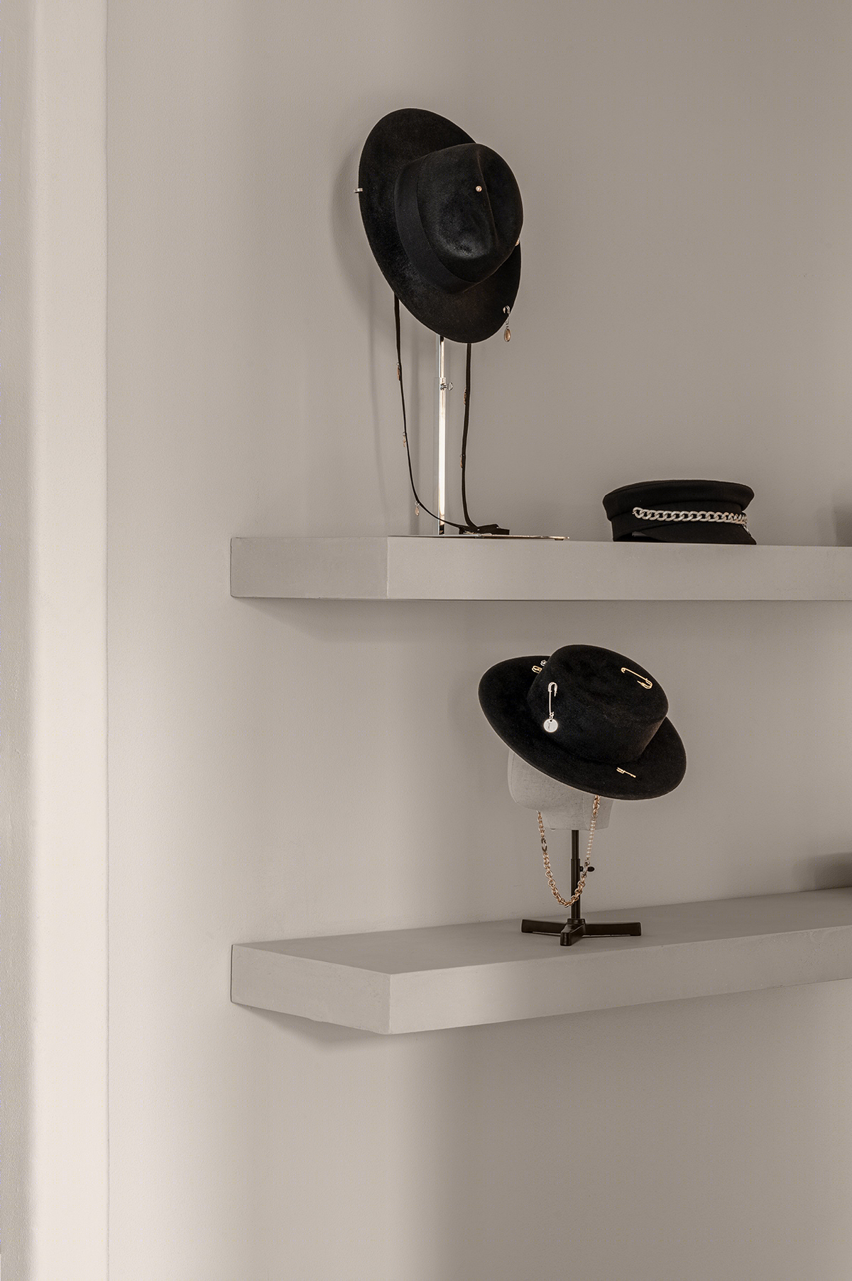 乌克兰京都 Ruslan Baginskiy 帽子店丨乌克兰基辅丨Rina Lovko 工作室-56